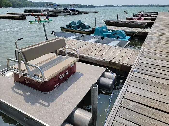poodle-boat